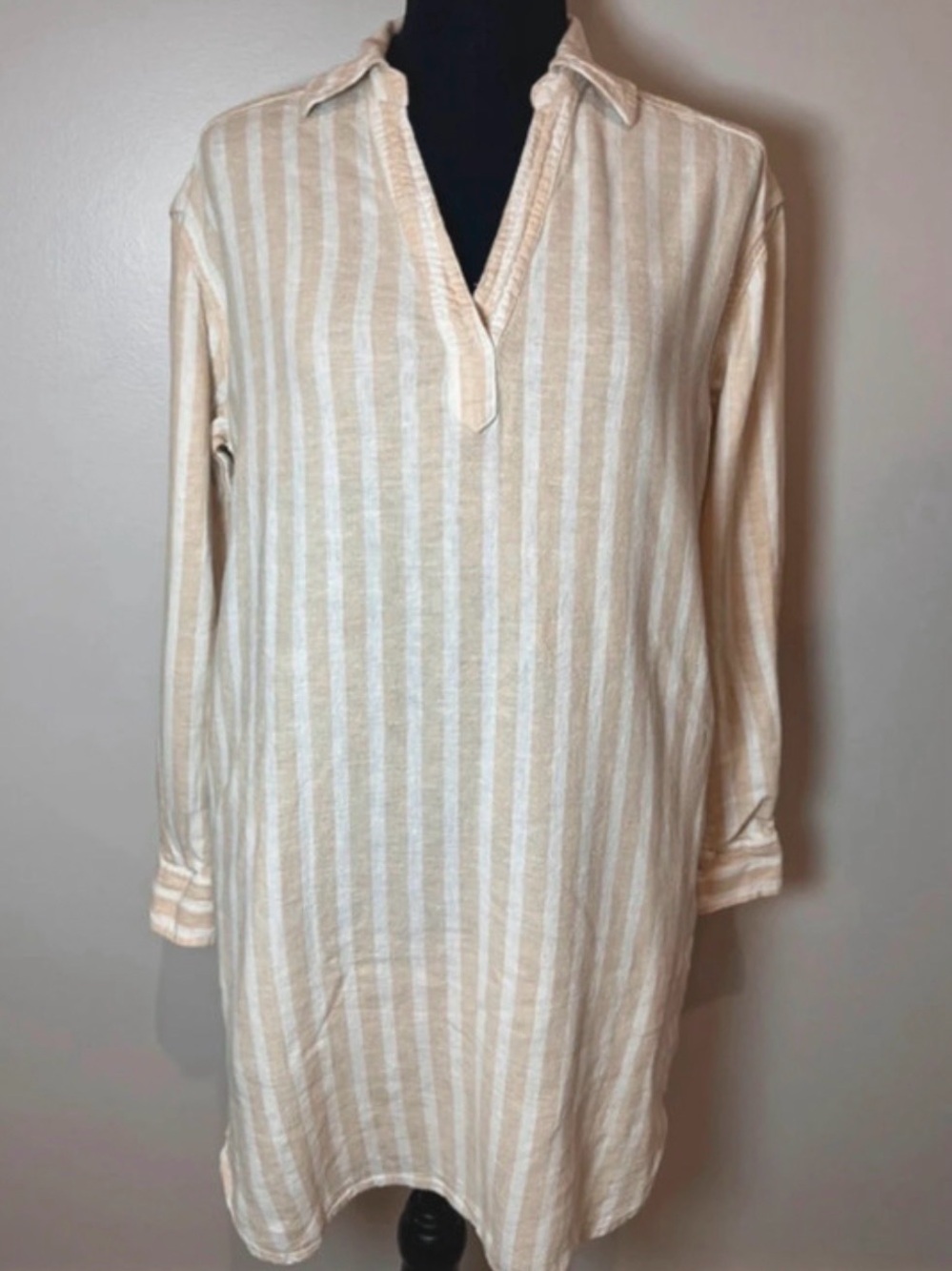 Universal Thread Beige and White Striped Long Sleeve Tunic Dress